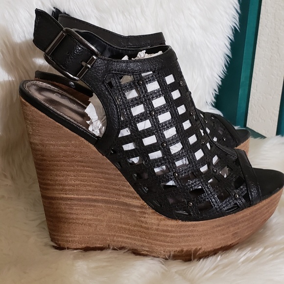 Bakers Shoes | Bakers Platform Sandals | Poshmark